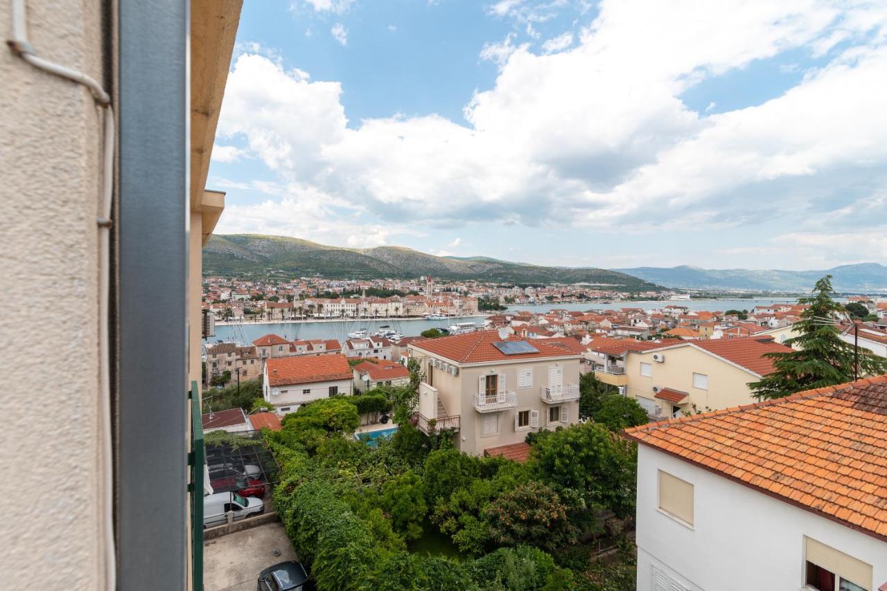 Apartman Dildo Apartman Trogir Kültér fotó