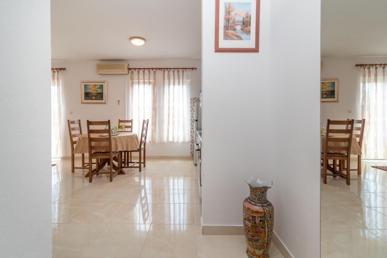 Apartman Dildo Apartman Trogir Kültér fotó