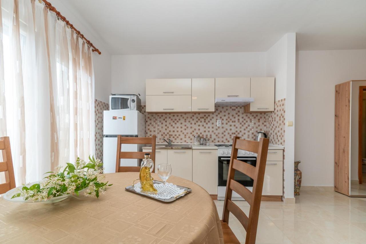Apartman Dildo Apartman Trogir Kültér fotó